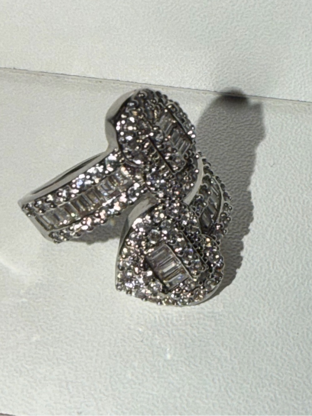 Diamond ring - Picture 4 of 5